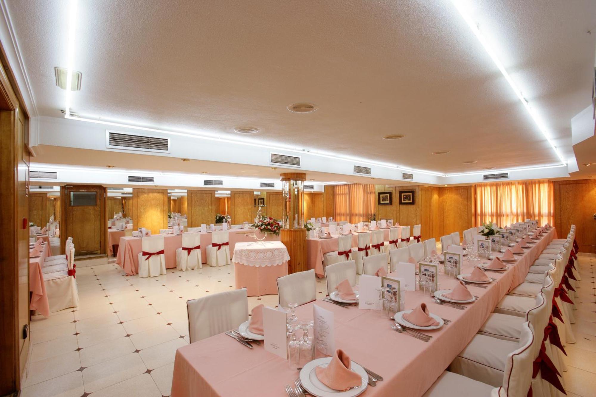 Hotel Marivella Калатаюд Екстериор снимка