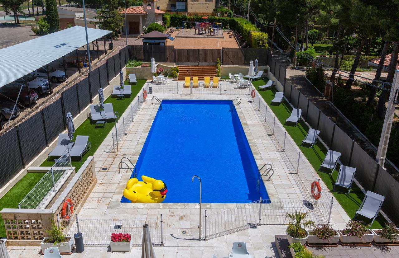 Hotel Marivella Калатаюд Екстериор снимка