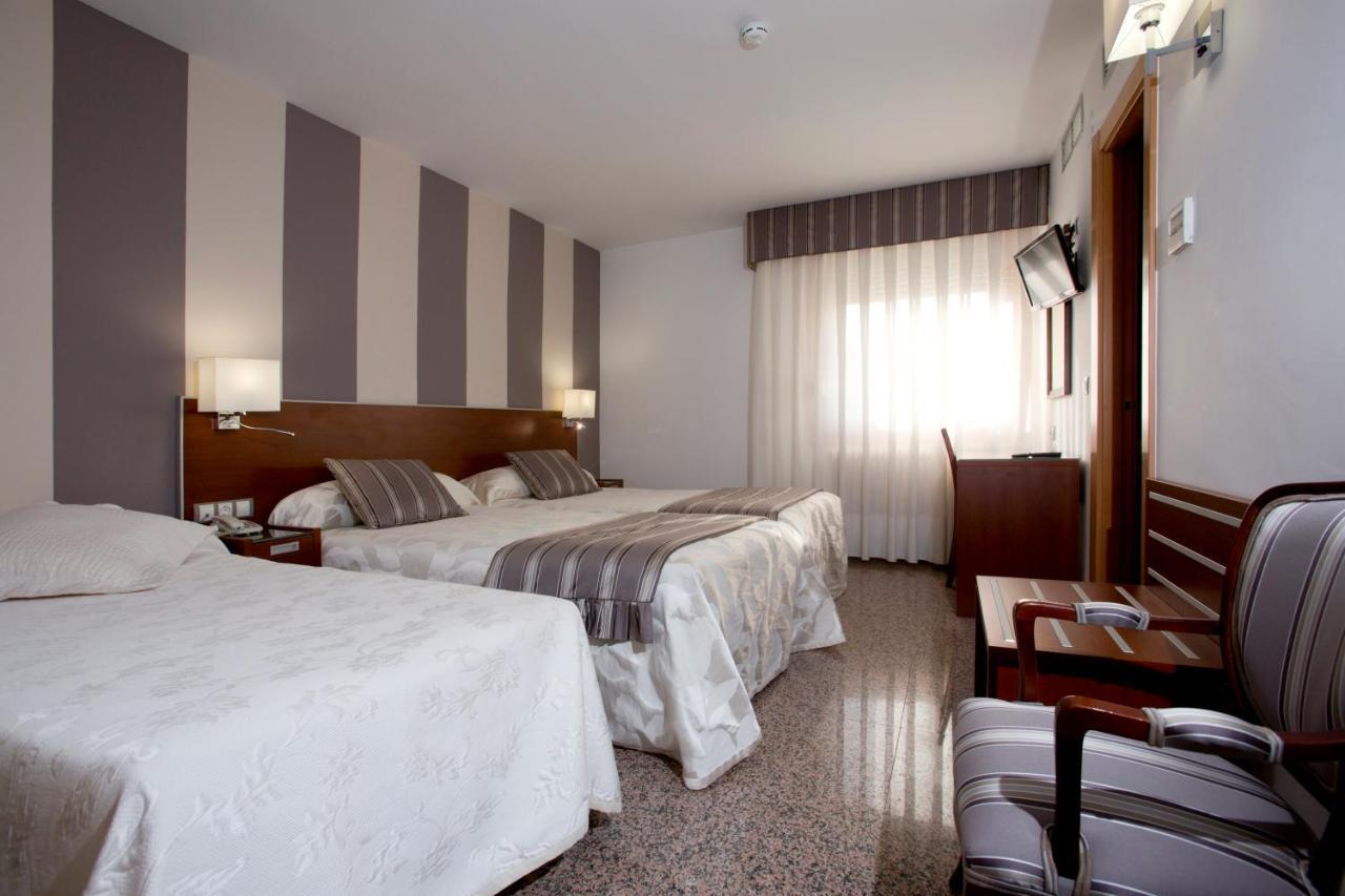 Hotel Marivella Калатаюд Екстериор снимка